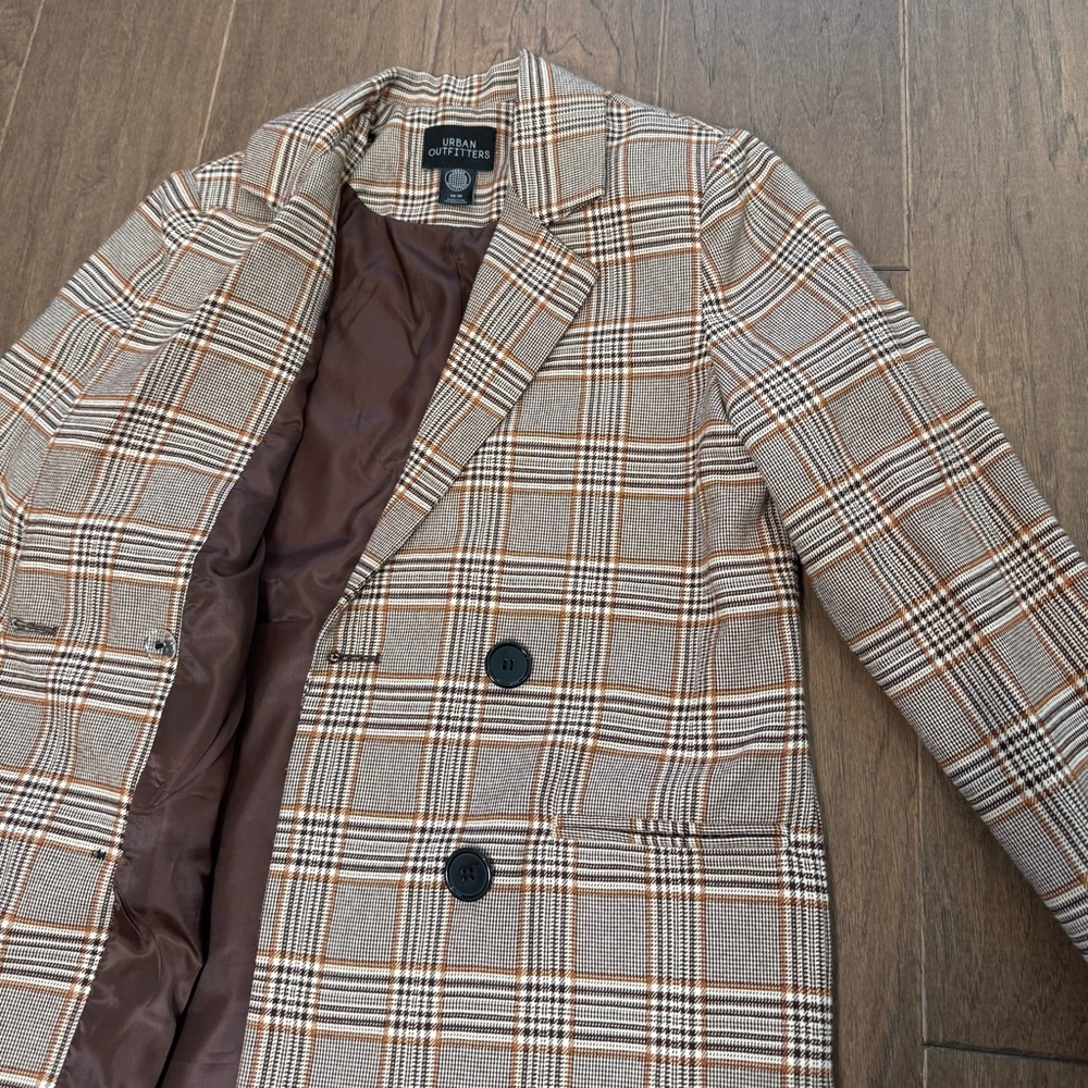Urban Outfitters Double-Breasted Plaid Blazer - Picture 9 of 15